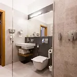 K4 Apartahotel 4*