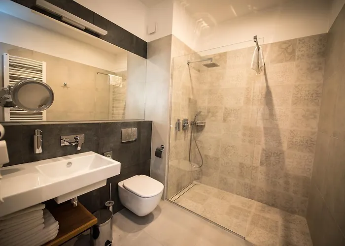 K4 アパートホテル